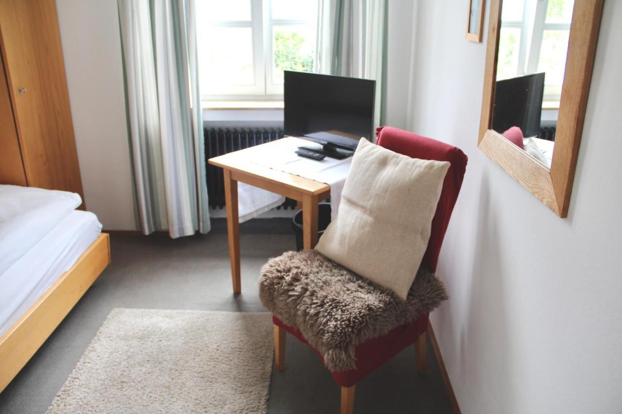 Schildwirtschaft Zum Rothen Ochsen Otel Laupheim Dış mekan fotoğraf