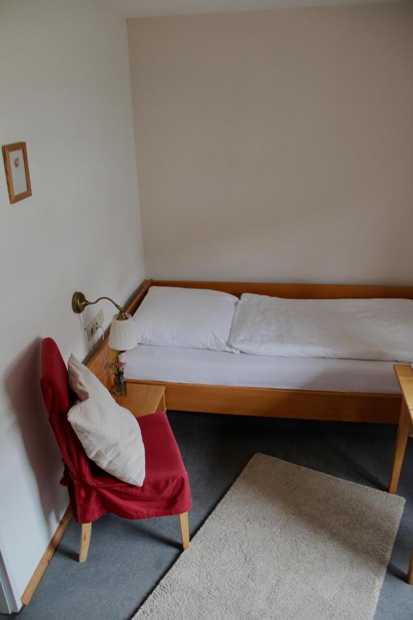Schildwirtschaft Zum Rothen Ochsen Otel Laupheim Dış mekan fotoğraf